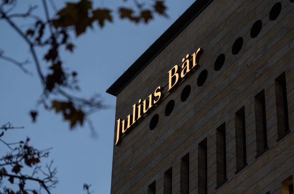Julius Baer CEO Receives 5.8 Million CHF Salary